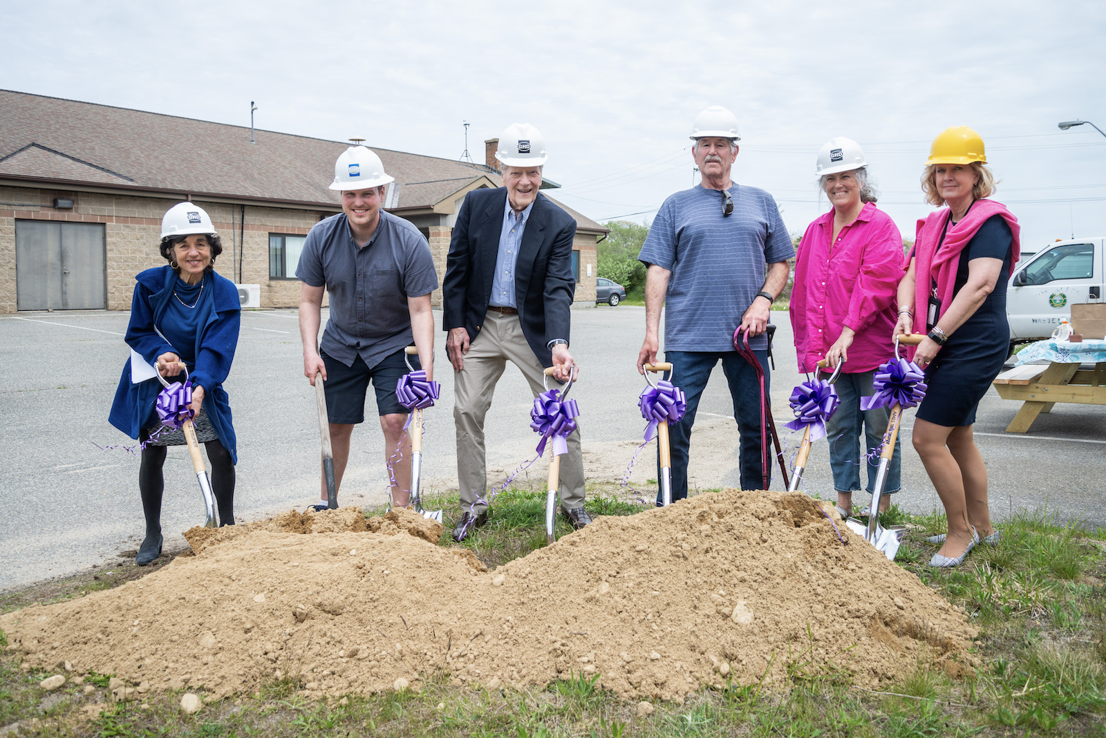 From left to right: Gail Barmakian, Patrick Hickey, Hans von Steiger, William Alwardt, Cassandra Bowler, Deb Potter.